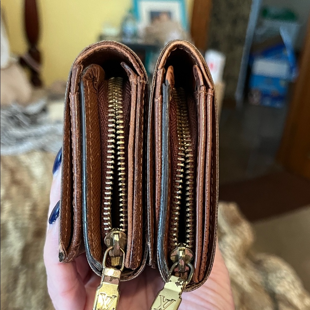 Project Louis Vuitton Dark Brown Monogram Wallet Set Snaps Need to be fixed - Picture 16 of 16